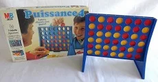 Image de la boite de jeu PUISSANCE 4 - MB