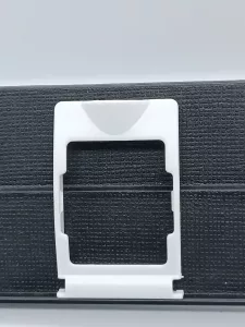 Article Support blanc - QUI EST-CE ?