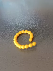 Article Collier à perles - LE COCHON QUI RIT ENCORE PLUS