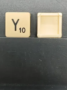 Article Y - noir - version voyage - SCRABBLE DE VOYAGE