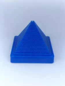 Article Pyramide bleue - RAMSES 2