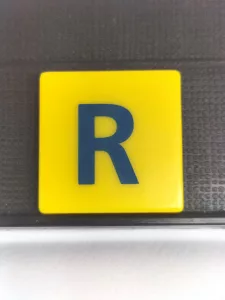 Article R - SCRABBLE JUNIOR