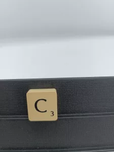 Article C - typo 2 - SCRABBLE CLASSIQUE