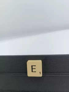 Article E - typo 2 - SCRABBLE CLASSIQUE