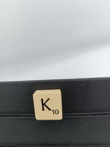 Article K - typo 2 - SCRABBLE CLASSIQUE