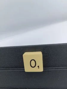 Article O - typo 1 - SCRABBLE