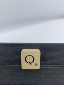 Article Q - typo 2 - SCRABBLE CLASSIQUE