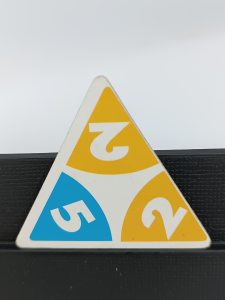 Article Tuile 225 - TRIOMINOS JUNIOR