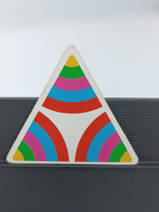 Article Tuile multicolore - TRIOMINOS JUNIOR