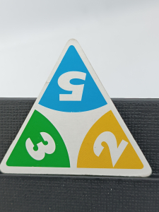 Article Tuile 235 - TRIOMINOS JUNIOR