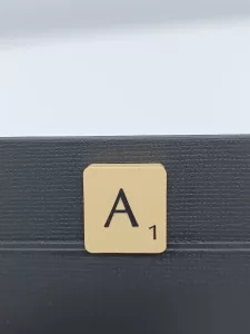 Article A - typo 2 - SCRABBLE CLASSIQUE