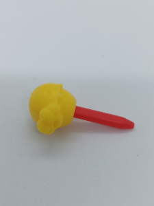 Article Tige ROUGE, insecte JAUNE - MISS KIPIK