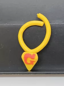 Article Pendentif G - LE COCHON QUI RIT ENCORE PLUS