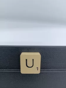 Article U - typo 2 - SCRABBLE CLASSIQUE