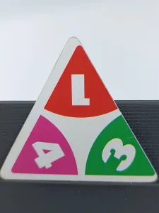 Article Tuile 134 - TRIOMINOS JUNIOR